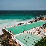 Stylish And Perfectly Located Bondi Beach Hideaway