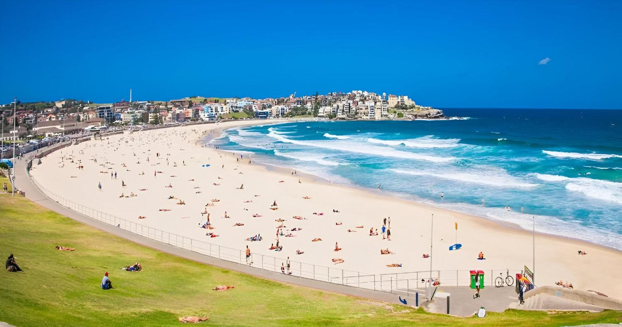 Stylish And Perfectly Located Bondi Hideaway