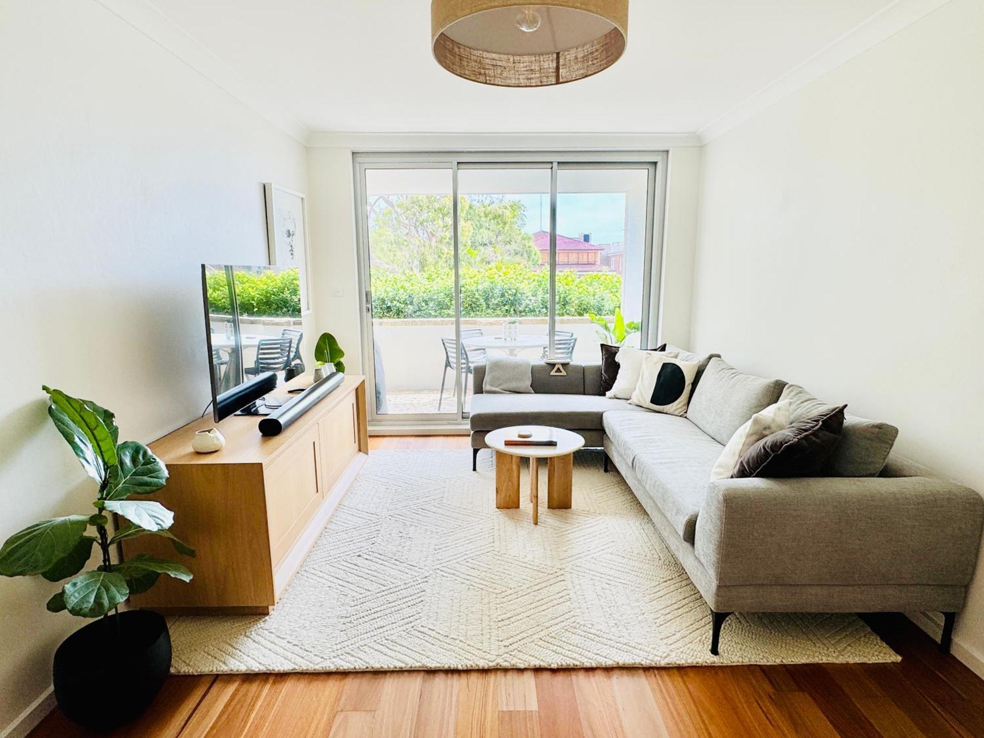 Stylish And Perfectly Located Bondi Hideaway Apartment *