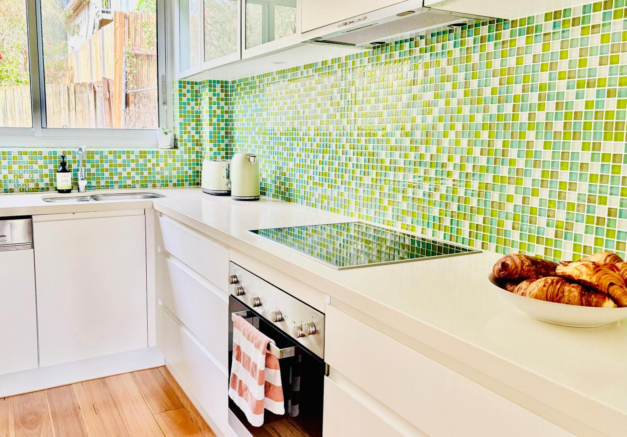 Apartment Stylish And Perfectly Located Bondi Hideaway *