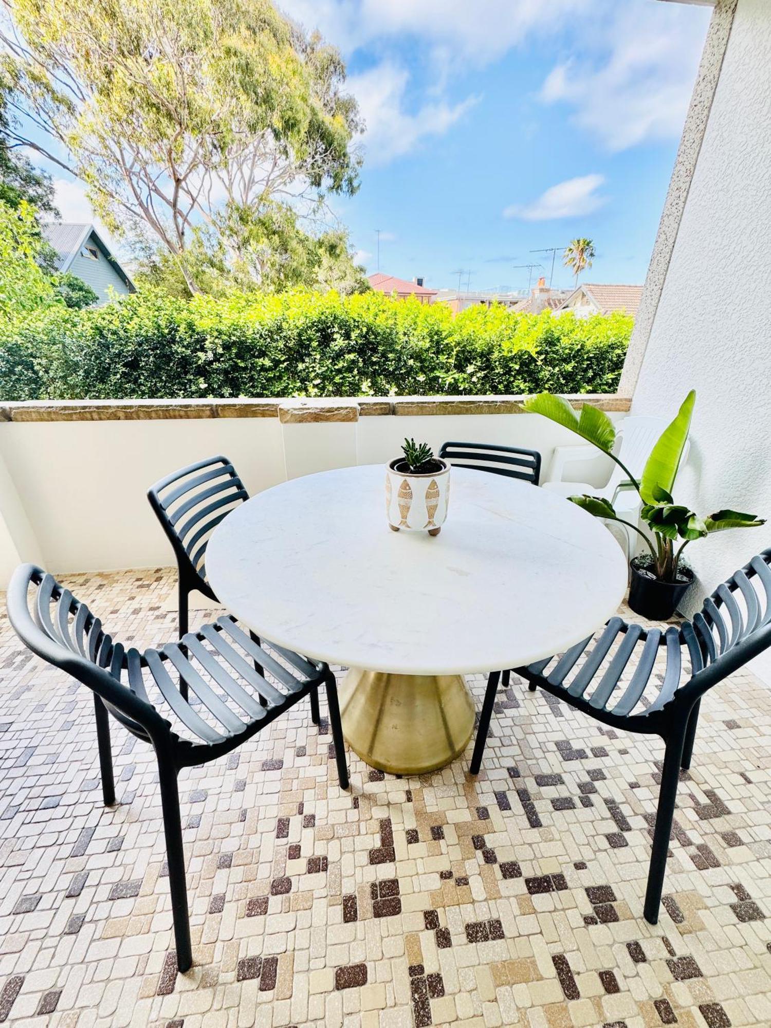Apartment Stylish And Perfectly Located Bondi Hideaway *