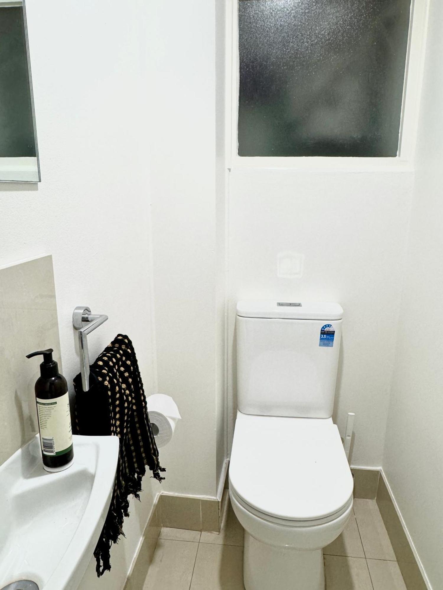Stylish And Perfectly Located Bondi Hideaway Sydney